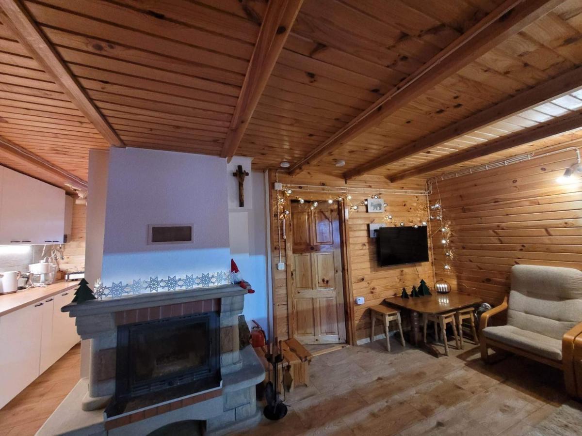 Urocza Chata Z Sauna W Bieszczadzkim Parku Krajobrazowym Bukowiec  Exteriér fotografie