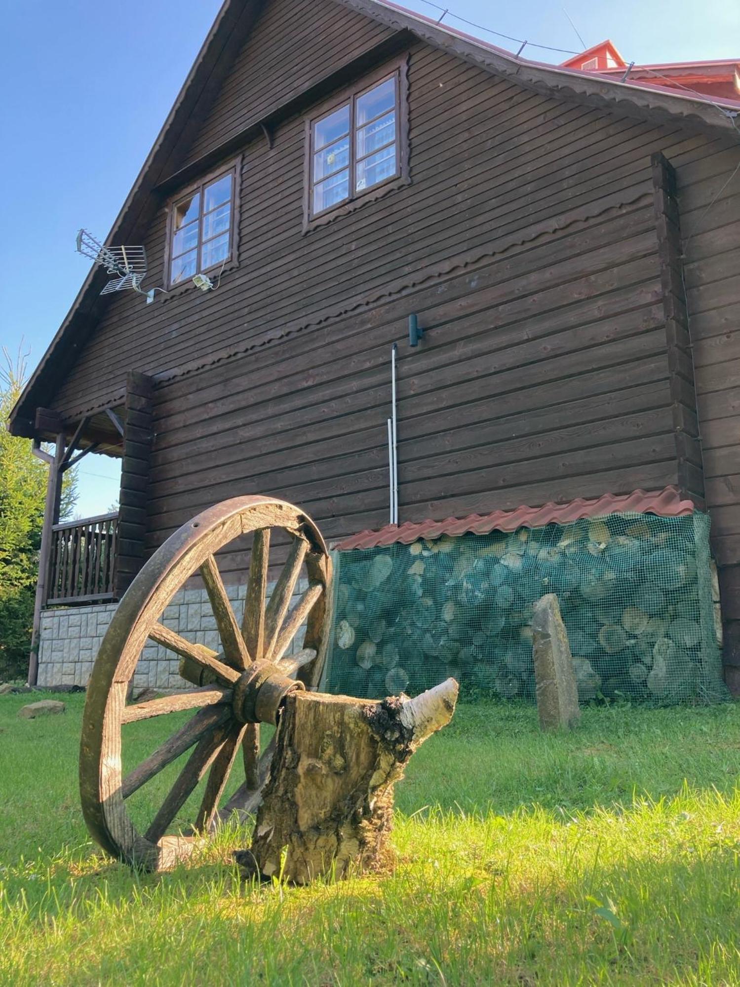 Urocza Chata Z Sauna W Bieszczadzkim Parku Krajobrazowym Bukowiec  Exteriér fotografie
